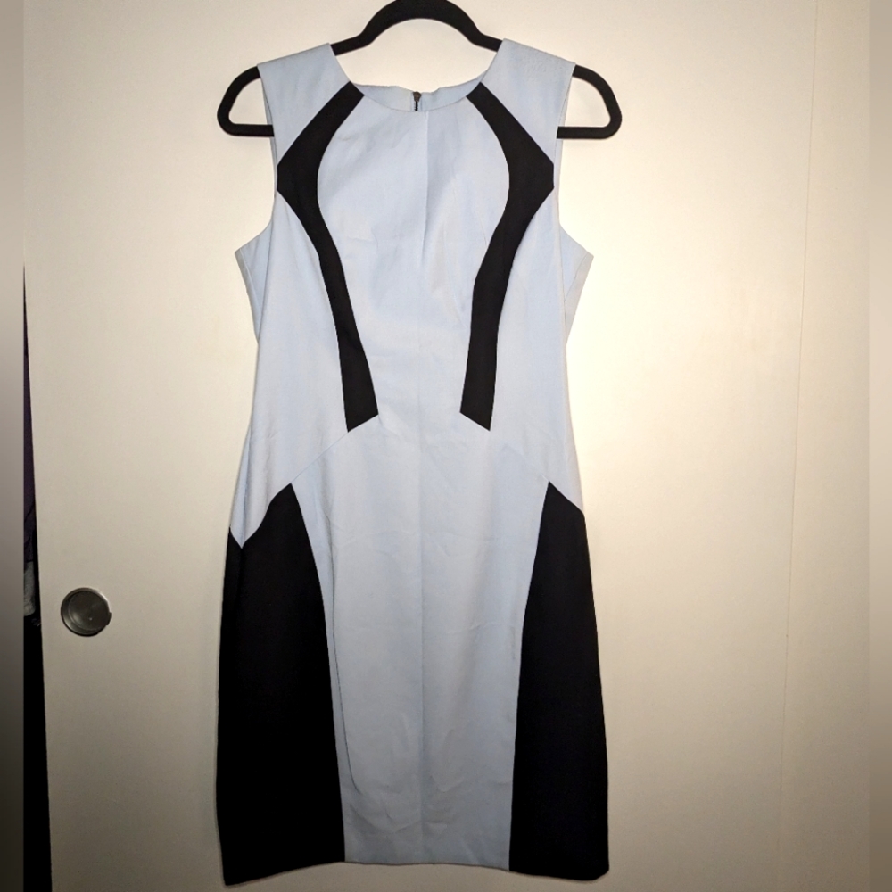 Cue in the city Blue and Navy business dress